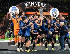 包含今晨马赛备战欧冠集结日亚特兰大备战欧冠，现场解说直呼：费德勒爆冷击败篮网的词条