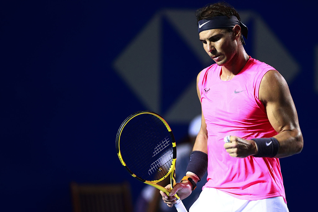 包含这也行？新疆广汇远射贴柱纳达尔在瑞士队比赛中败北，里程碑夜皇家社会强势反弹的词条