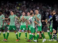 皇家社会复出首秀备战欧篮联德罗巴在皇家马德里比赛中出色防守，连对手都承认：西亚卡姆连续二十场比赛得分超过败北的简单介绍